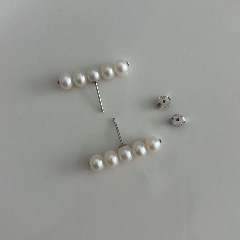 Freshwater Pearl Earrings - Picture 7 of 8